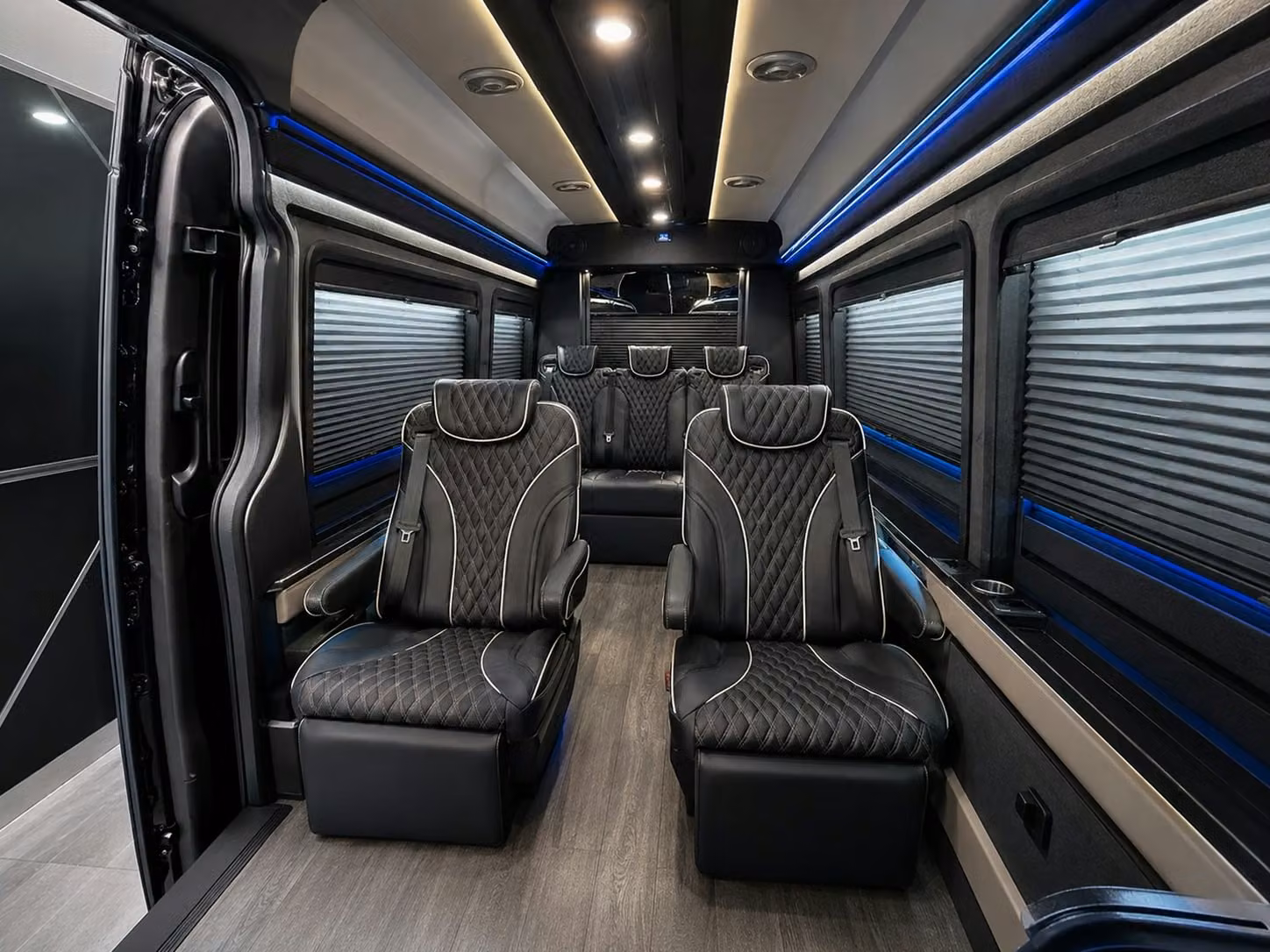group airport transfers for sports teams schools and tour groups