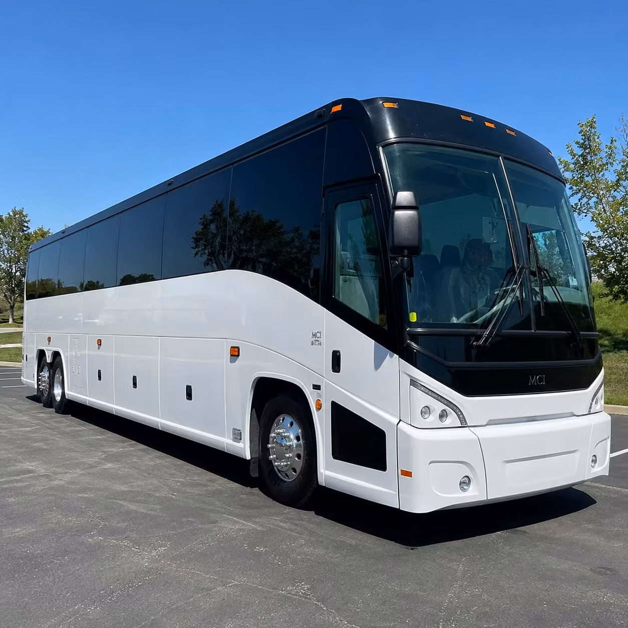 rochester airport shuttle service for arriving and departing groups