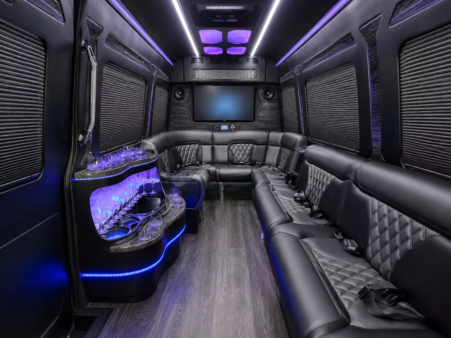 this is how rochester coordinators handle large scale event and ceremony transportation